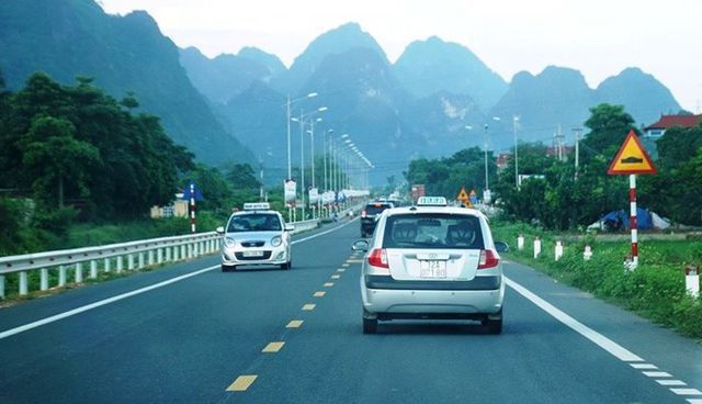 Ngày[-]26/2,[-]“cấm”[-]mọi[-]phương[-]tiện[-]đi[-]đường[-]Đồng[-]Đăng[-]-[-]Lạng[-]Sơn[-]-[-]Hà[-]Nội